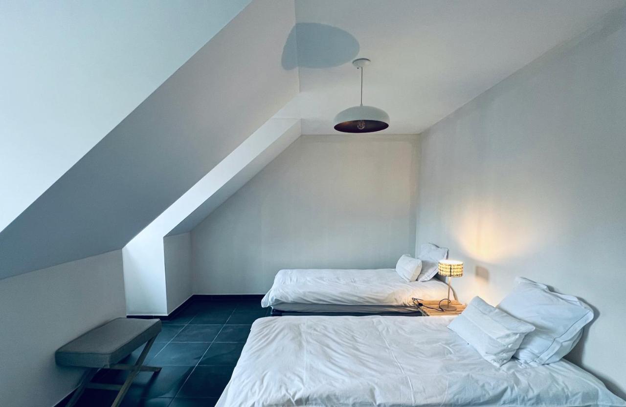 Zen Op Vakantie - Zen Aan De Gavers Onkerzele Bagian luar foto